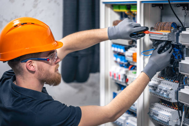 Best Circuit Breaker Repair  in Neillsville, WI